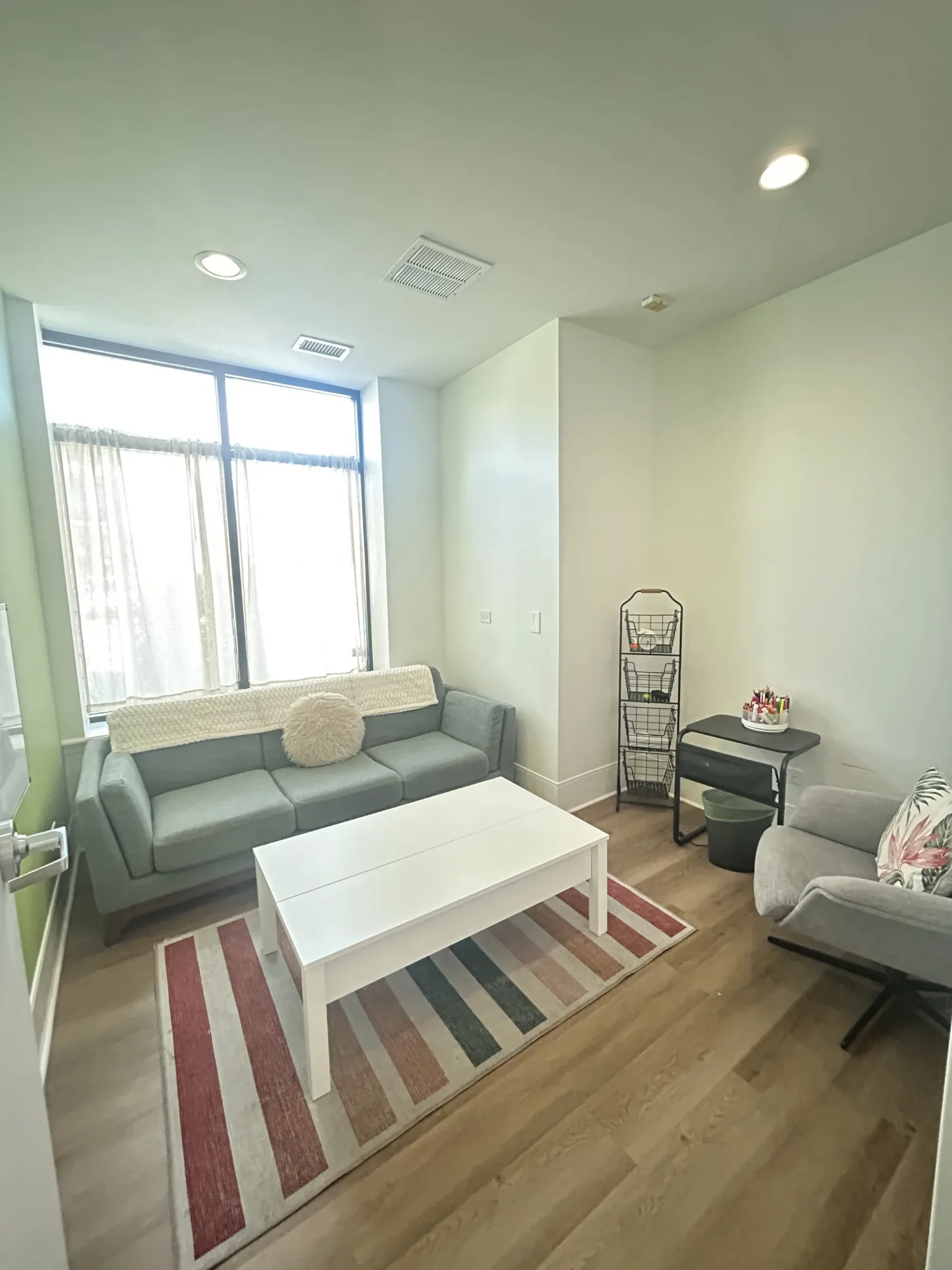 Private therapy room at IFC's Bucktown location