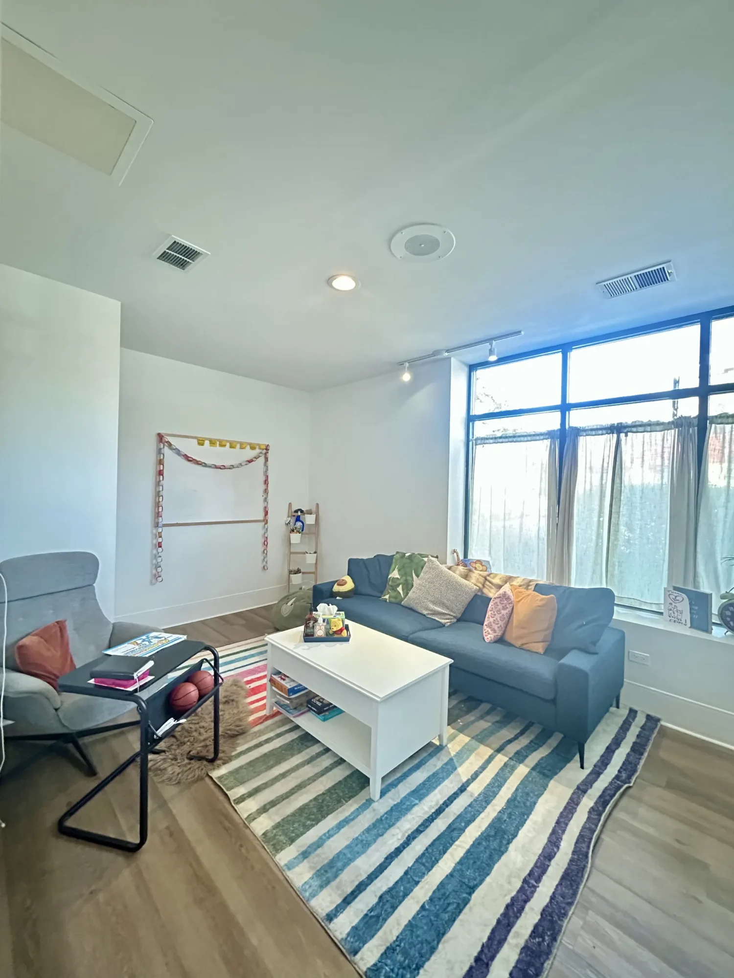 Private therapy room at IFC's Bucktown location